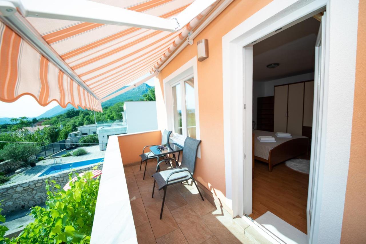 Apartman Sous Les Rochers Grižane Kültér fotó