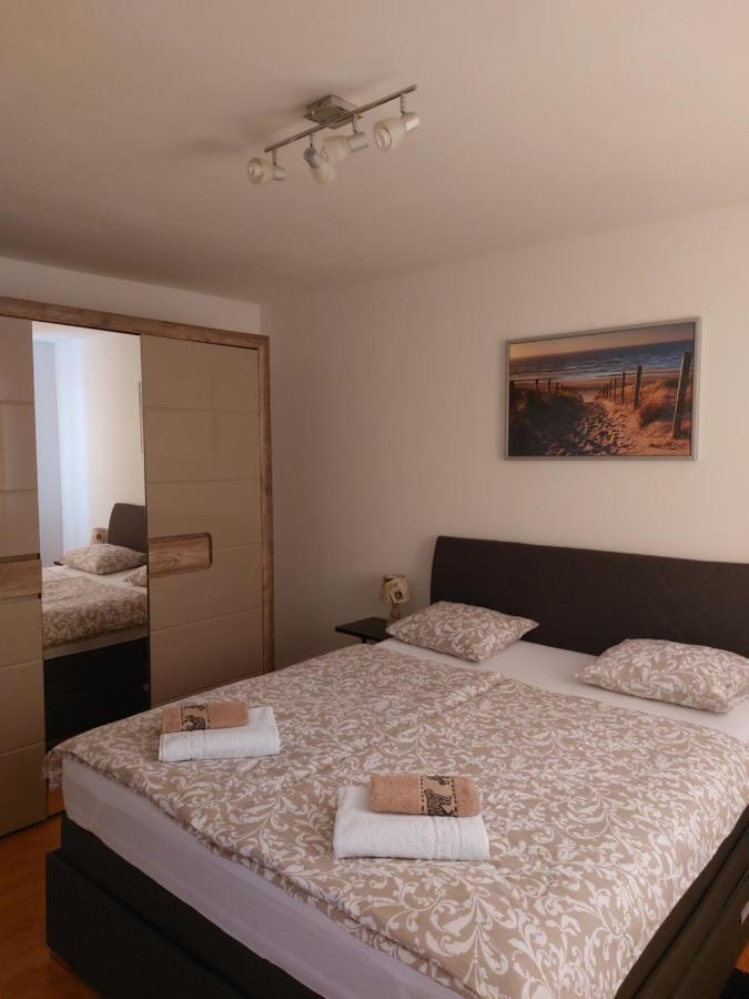 Apartman Sous Les Rochers Grižane Kültér fotó