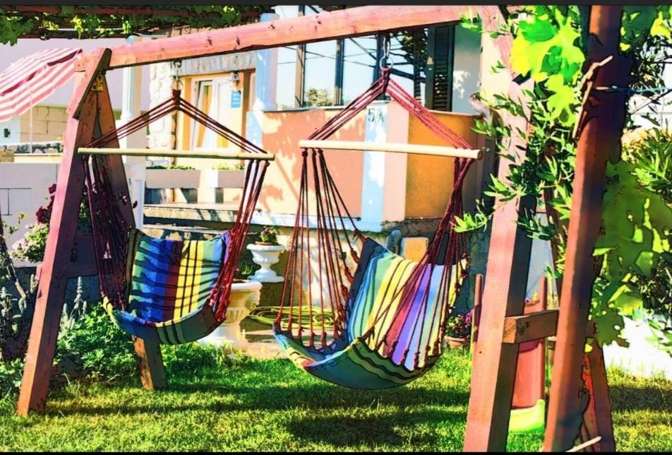 Apartman Sous Les Rochers Grižane Kültér fotó