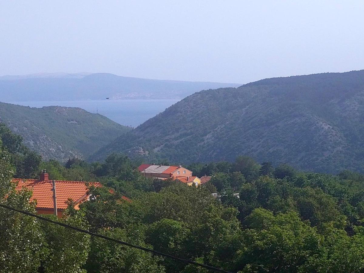 Apartman Sous Les Rochers Grižane Kültér fotó